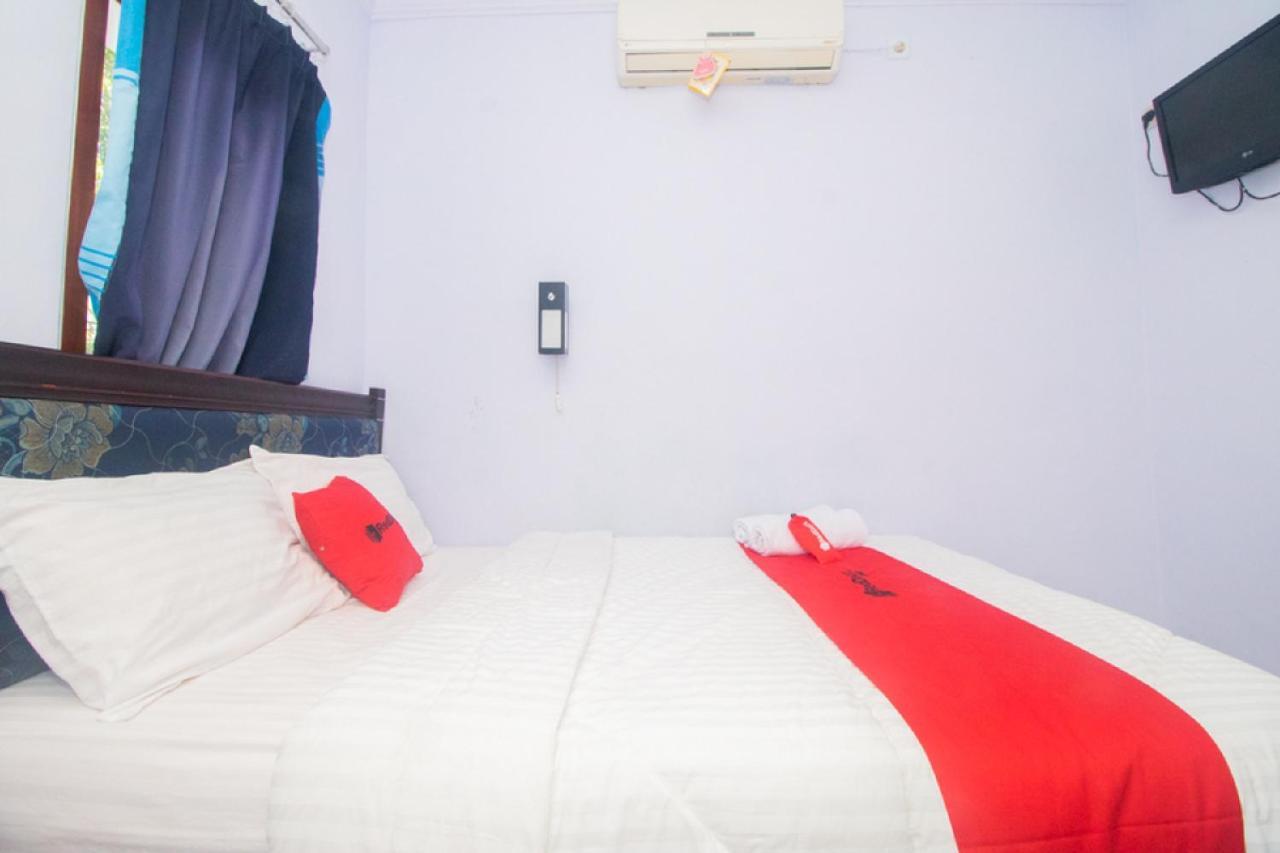 Hotel Reddoorz Near Pantai Boom Banyuwangi  Exteriér fotografie